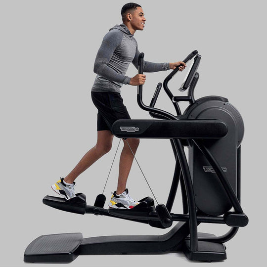 Technogym Elliptical Technogym Excite Live Vario